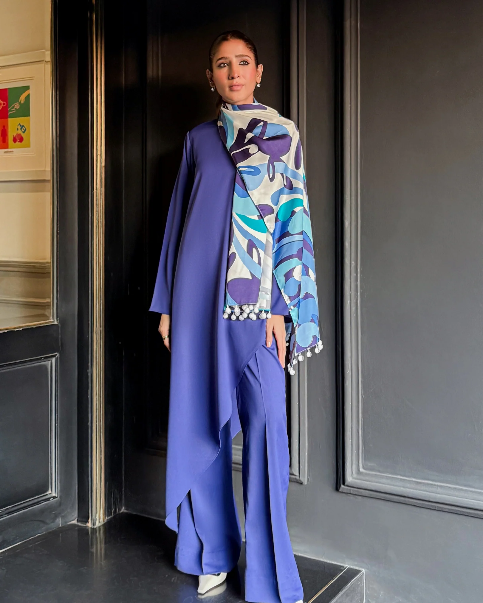 Asymmetric Set