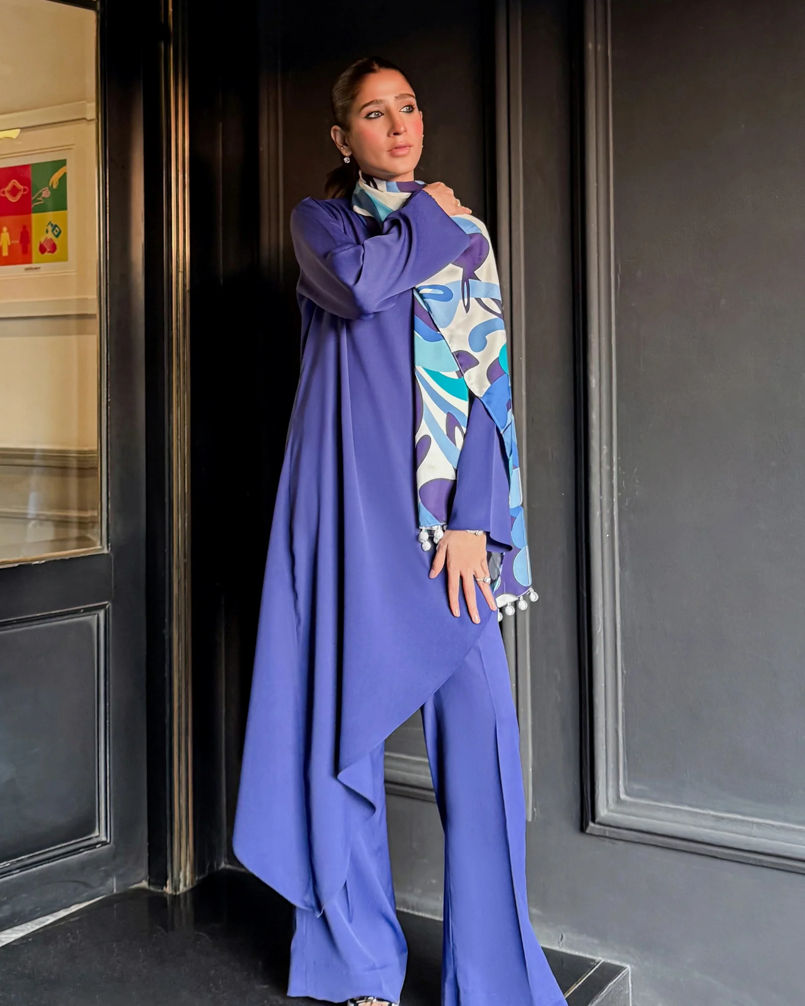 Asymmetric Set - Image 5