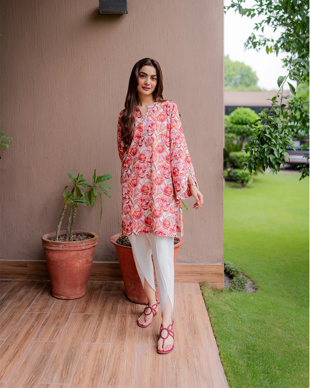 Chikankari Floral Set - Image 3