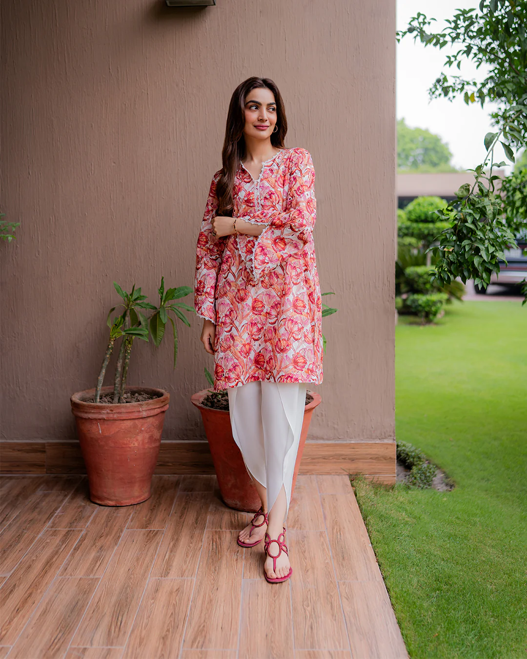Chikankari Floral Set - Image 4