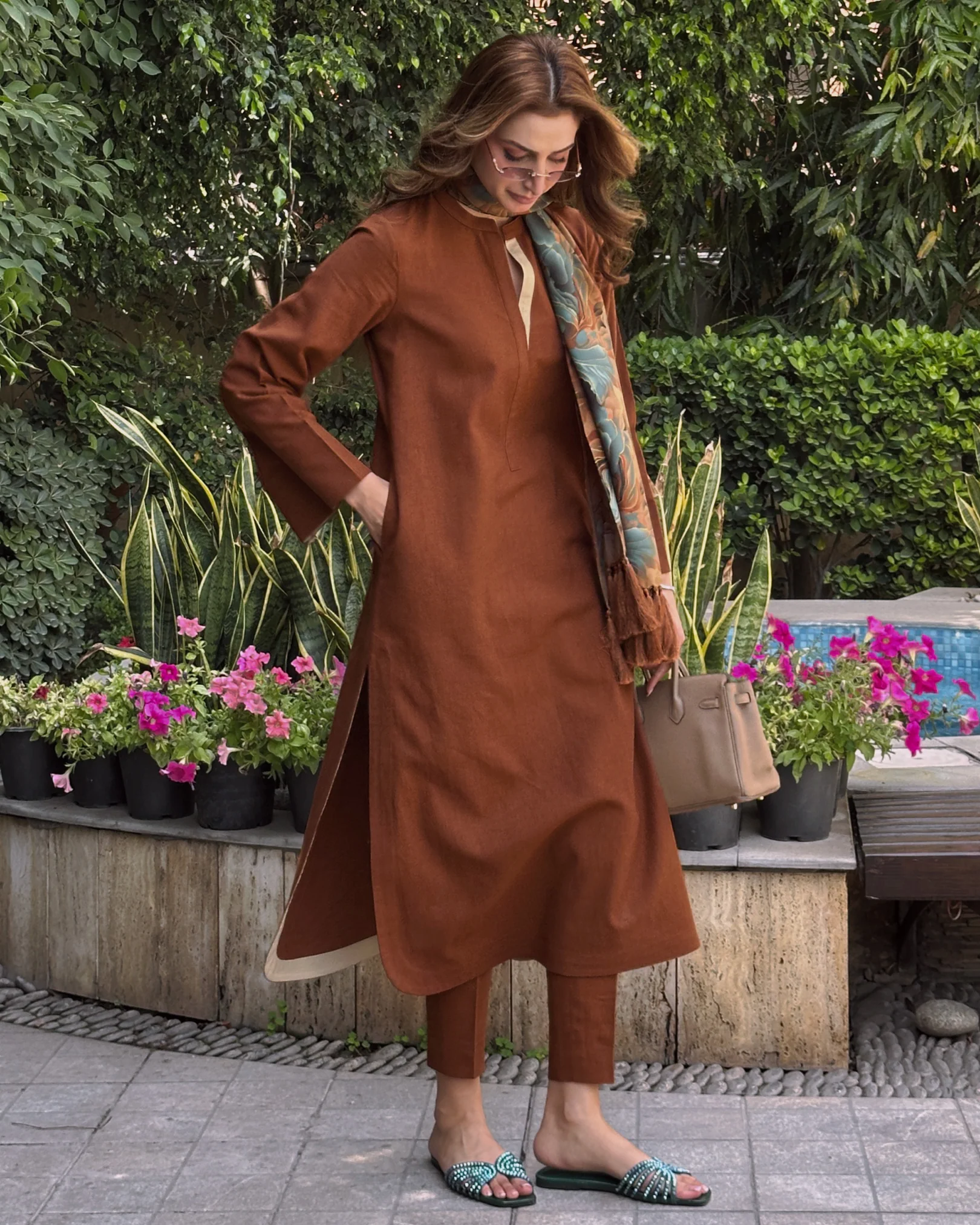 Cinnamon Two-Tone Set - Image 8