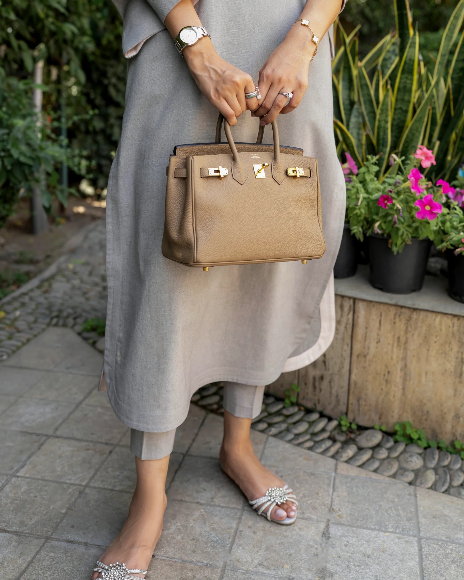 Dust Grey Two-Tone Set - Image 12