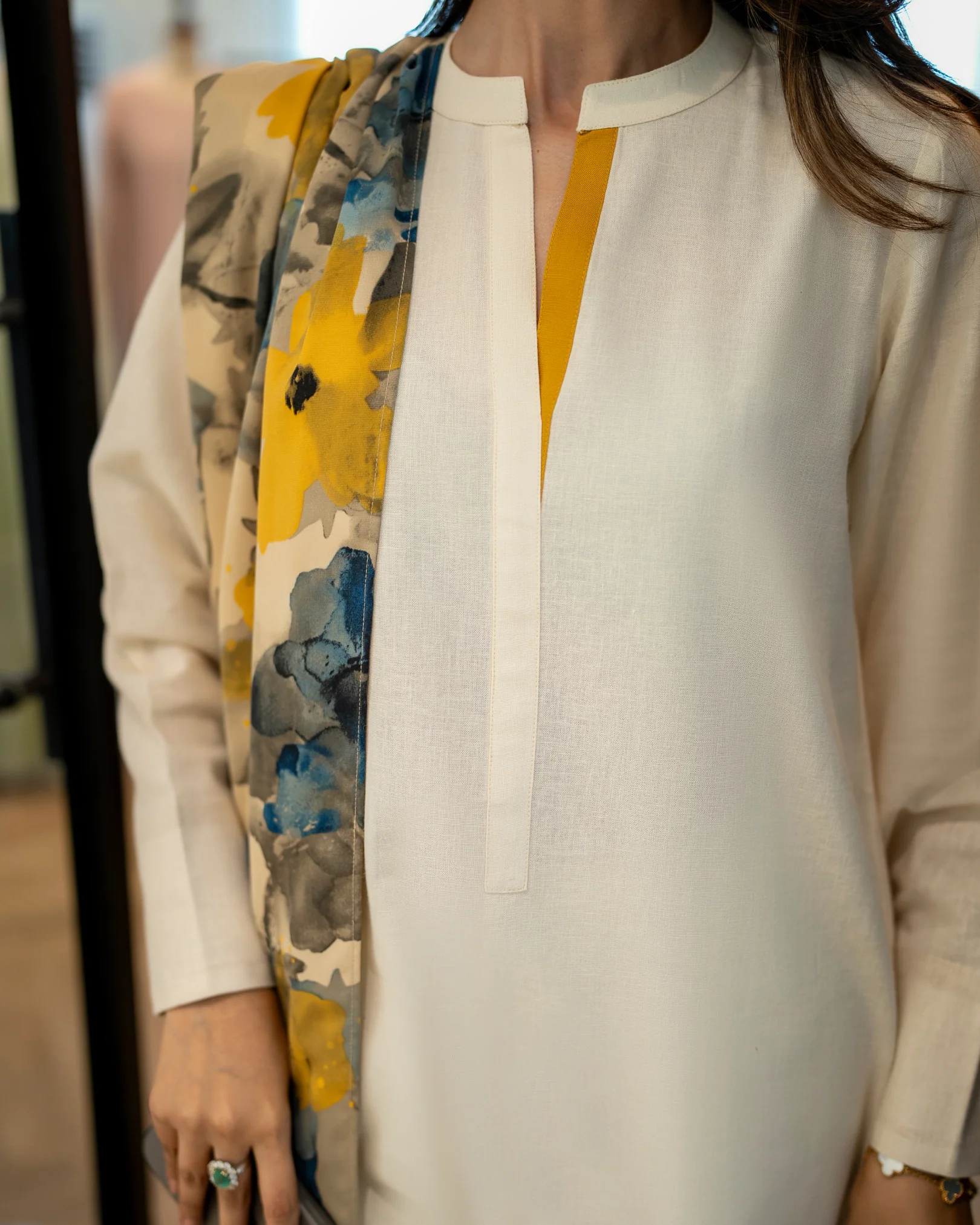 Ivory Two-Tone Set - Image 3