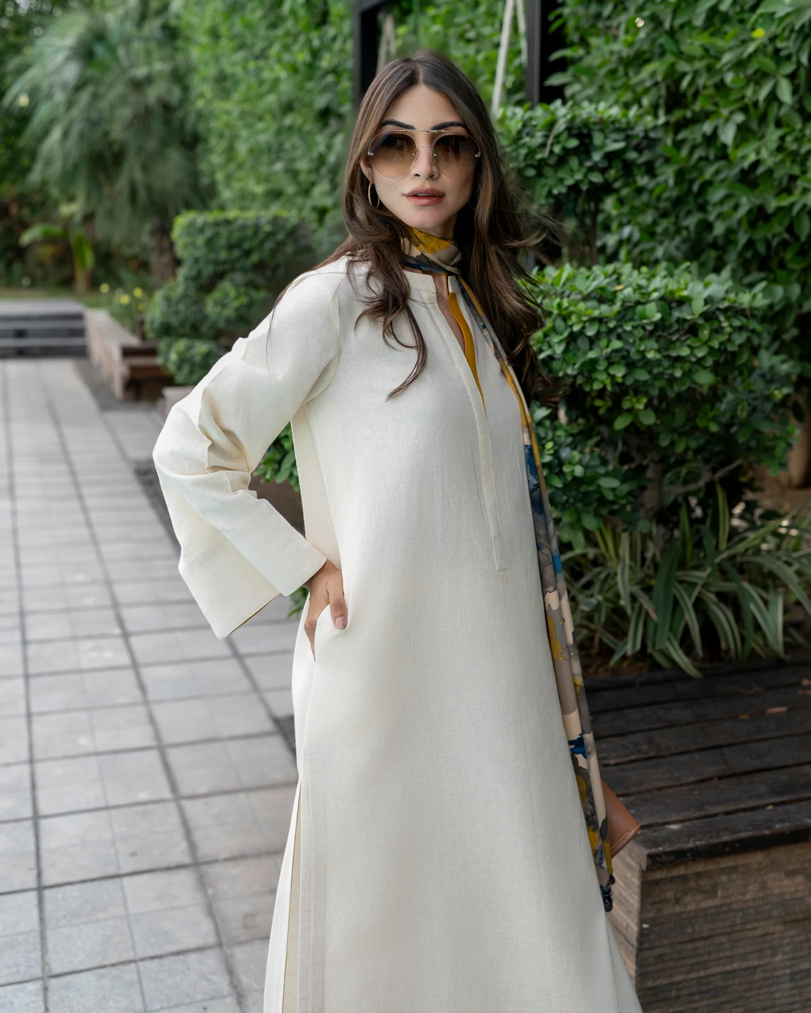 Ivory Two-Tone Set - Image 9