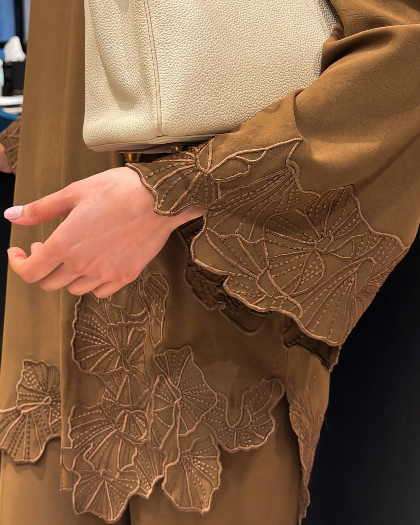 Warm Taupe Bloom Set - Image 4